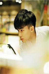 娇娇大小姐不好了，财阀大佬他认真的！章节