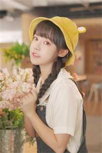 陪她看尽维港夜全本