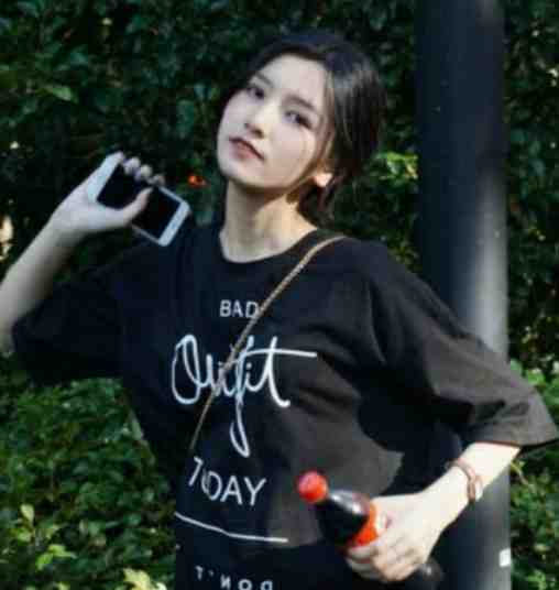 当皇后五年后，未婚夫要我嫁给他做妾完整作品