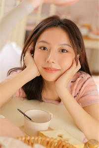 精神小妹实力在，到哪都是实力派火爆小说