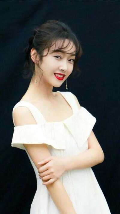 倚窗送风语无错版