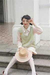 捡个奶团去随军，糟糕！随错了柳月芽宋知远全文