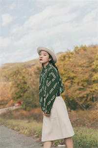 停靠在无人渡口完整作品