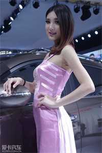 亲妈把爸爸车祸赔偿全给表弟，她瘫痪我不管必读文