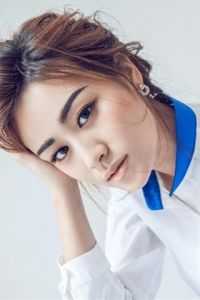 八零军花觉醒后，不要团长要高考全集