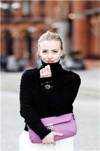 首富家庭出身的我，每个月生活费只有五十番外