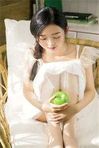 我跟闺蜜被杀后脱离世界回家，亲人们却疯了列表