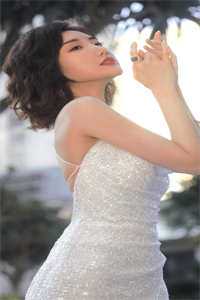 长街笑语曾听闻全文