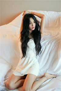 寒江雾锁孤舟泊试读