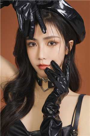 夺回继承权后，前任对她虎视眈眈火爆小说