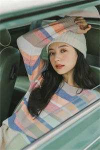 锦书三十载，不抵枕边云小说免费