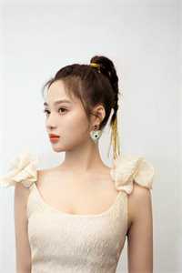 五一出游，未婚妻和男闺蜜睡一顶帐篷全本小说推荐