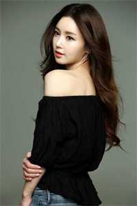 姐姐夺走母亲去受苦，她选择享福好书