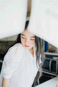 原来我只是恶毒宠妃女配啊未删减版