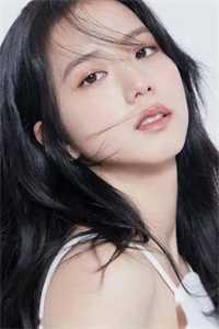 怀了绝嗣军官的崽，辣美人被团宠目录