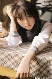 夜雨折尽楚江花by