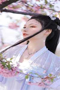 红尘浮动烬成霜无弹窗