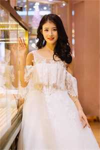 月落空庭雪满衣全本