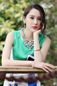 囚笼外是碧海蓝天无删减