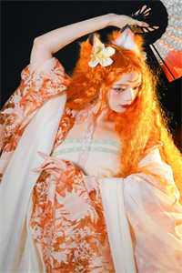 在高端会所里玩跑酷，她是第一个！连载