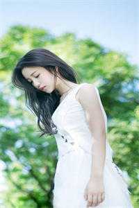 穿成小妃嫔，开局给贵妃下毒完结