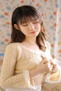 作精娇妻一胎三宝，糙汉军官追着宠的小说