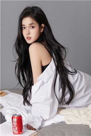 春庭雪落离人苑热门