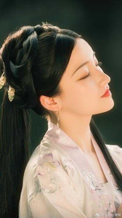 穿书之逃荒记试读