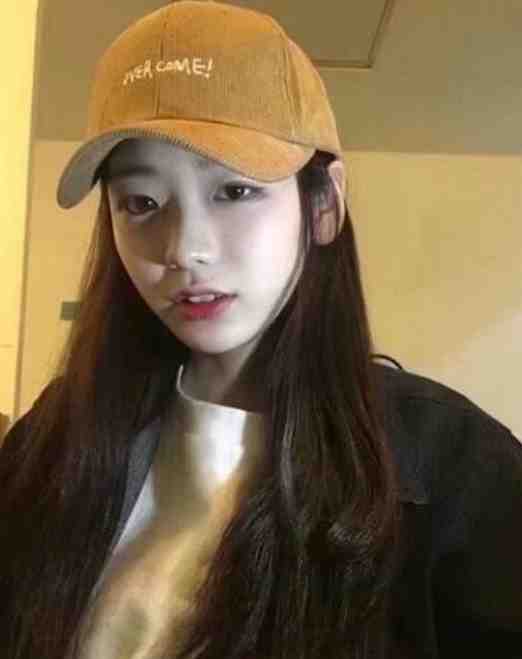 寡嫂守孝三年期满，夫君和我提出兼祧两房免费看