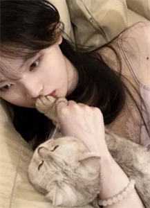 亲手补办老公结婚证后，他悔疯了小说大结局