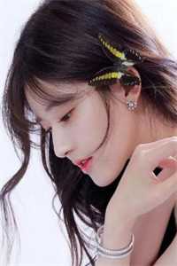 停靠在无人渡口全新