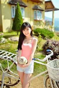 星光跌入他眼眸无删减