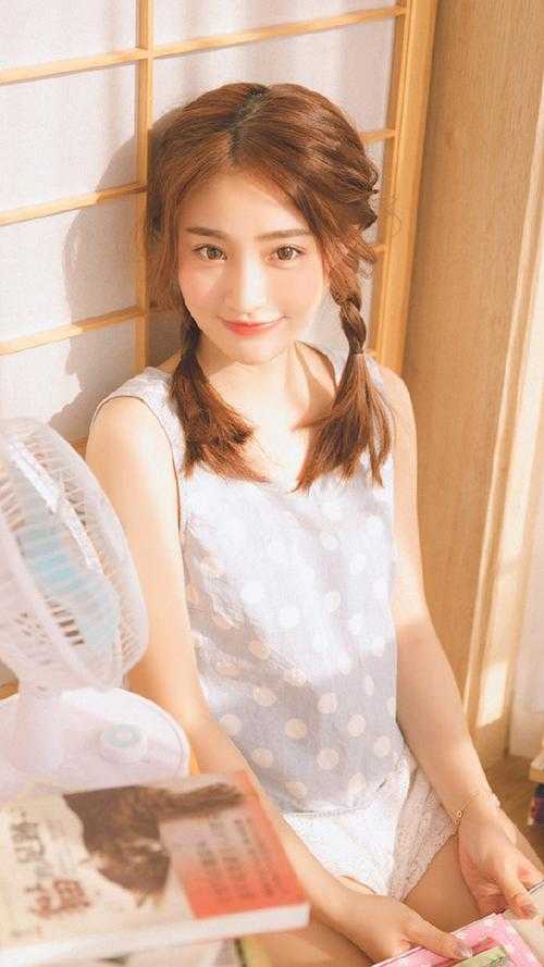 梨花树下故人去推荐