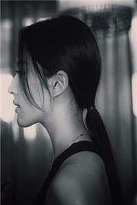 深渊尽处是灯火热门