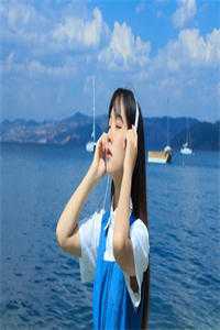 我跟闺蜜被杀后脱离世界回家，亲人们却疯了热门