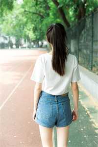 未婚夫和女兄弟在酒吧领证，我摇骰子让他们倾家荡产最完整版