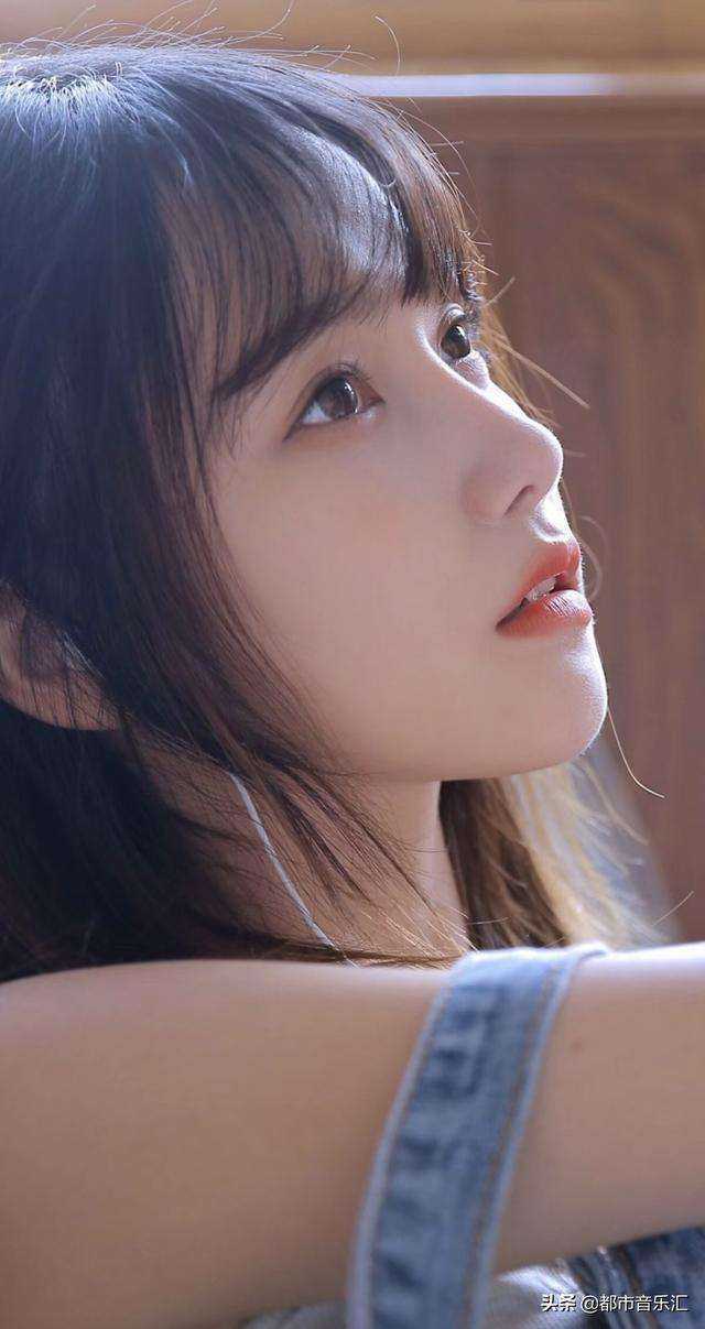 有妖！谁家好蛇夜夜入窗要亲亲啊全篇